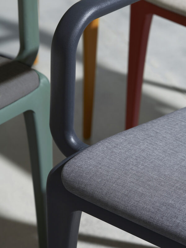 Ugostiteljska stolica Town Armchair Pad - Slika 32
