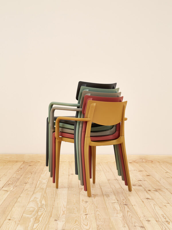 Ugostiteljska stolica Town Armchair - Slika 37