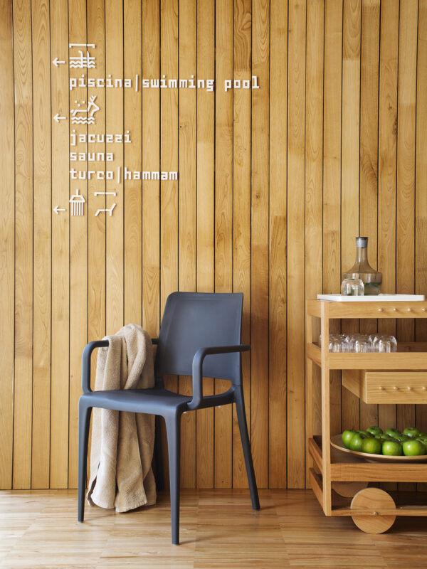 Ugostiteljska stolica Hall Armchair - Slika 13