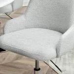 Stolica Tadeo 25